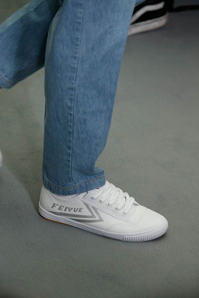 Suen / Feiyue