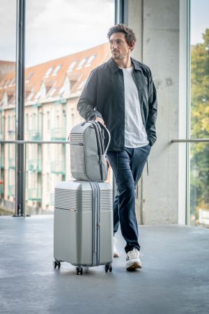 Hedgren_Lineo_Backpack_and_suitcase