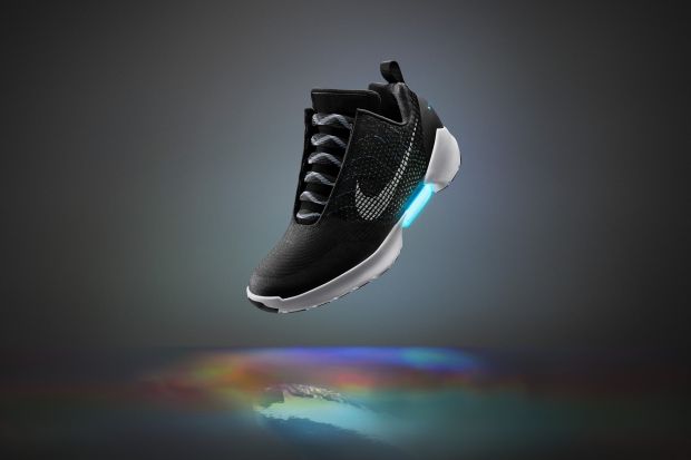 Nike HyperAdapt - der selbstschnürende Schuh